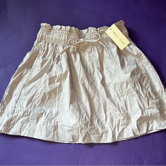 Basin + Range NWT skort size medium - Picture 6 of 12